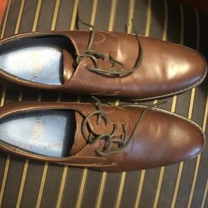 Men’s Vionic dress shoe. Size 12.